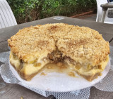 Cuca de banana cremosa