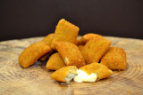 CRISPY DE QUEIJO GOLDA